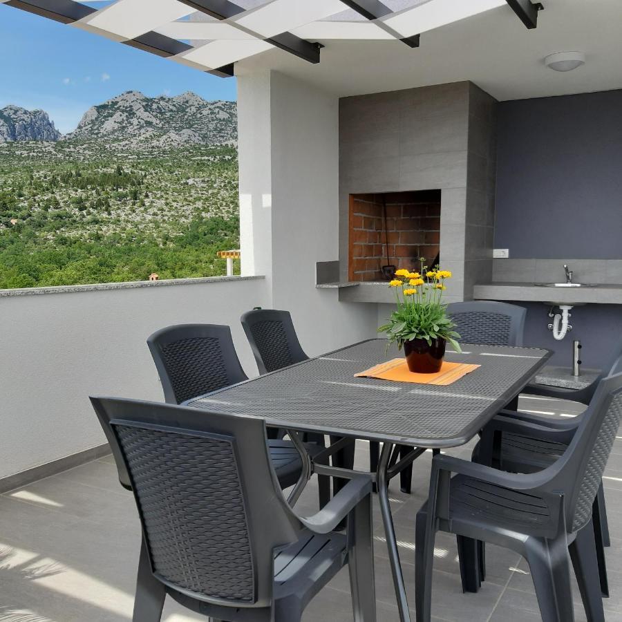 Villa Silver Starigrad Paklenica Eksteriør billede