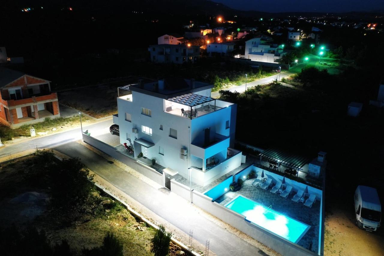 Villa Silver Starigrad Paklenica Eksteriør billede