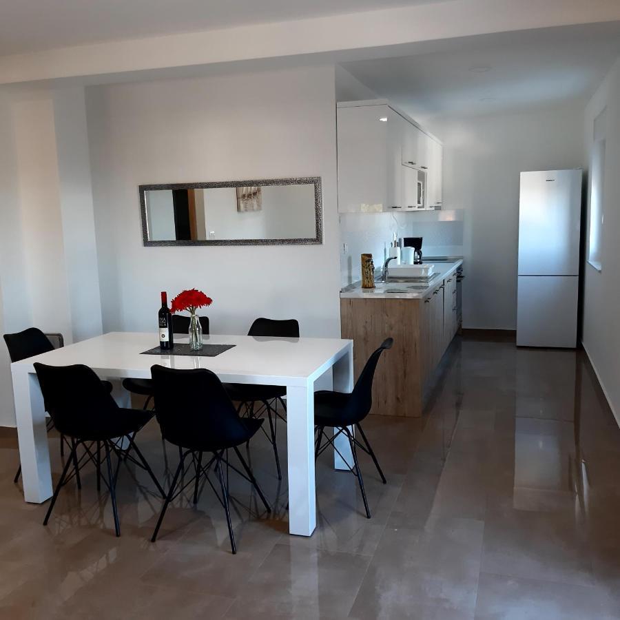 Villa Silver Starigrad Paklenica Eksteriør billede
