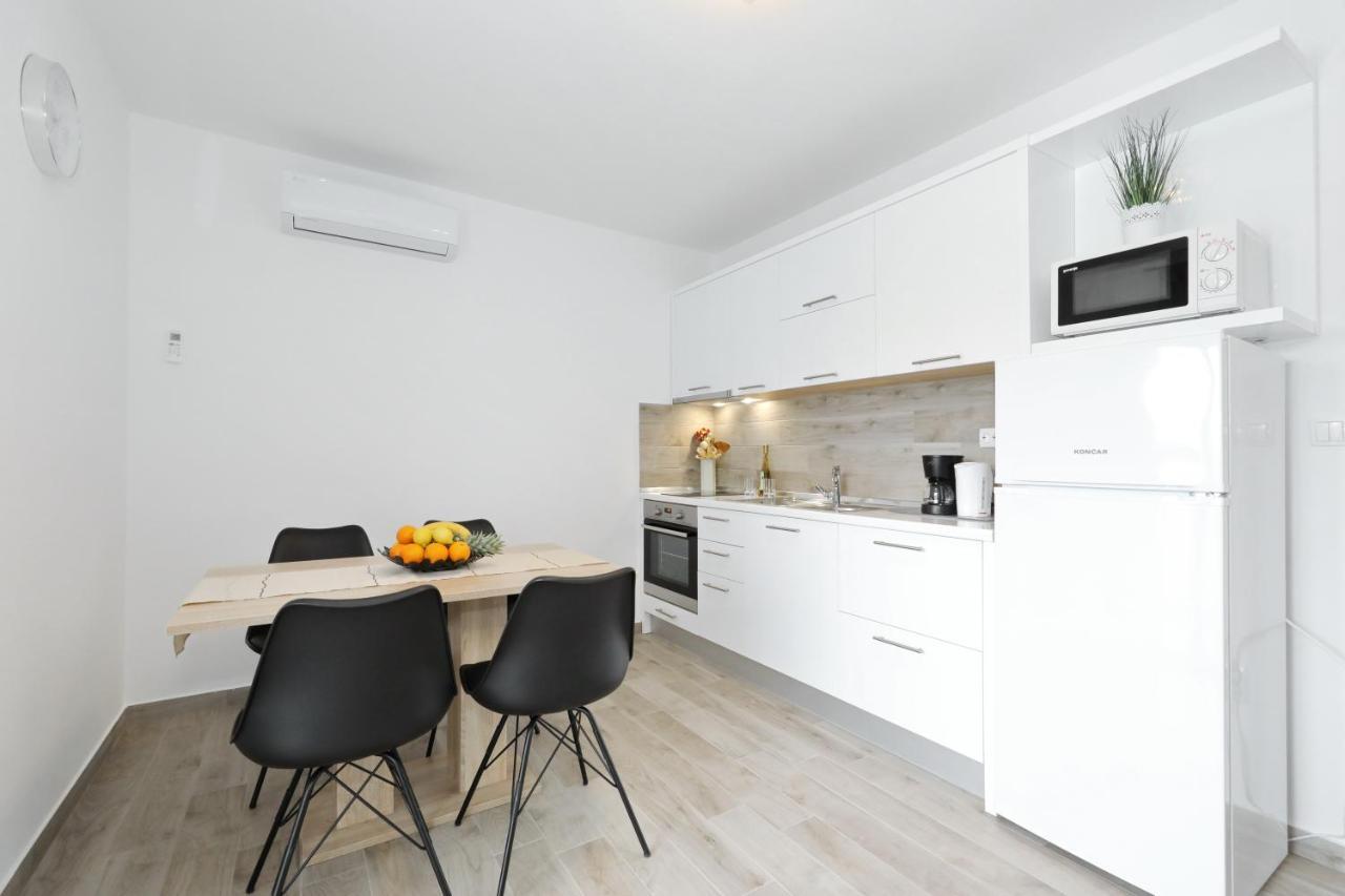 Villa Silver Starigrad Paklenica Eksteriør billede
