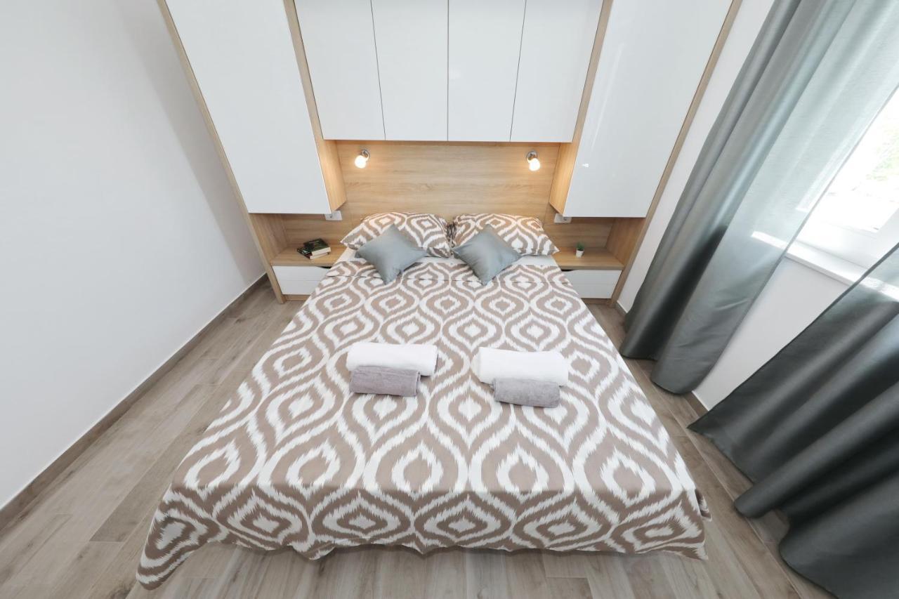 Villa Silver Starigrad Paklenica Eksteriør billede